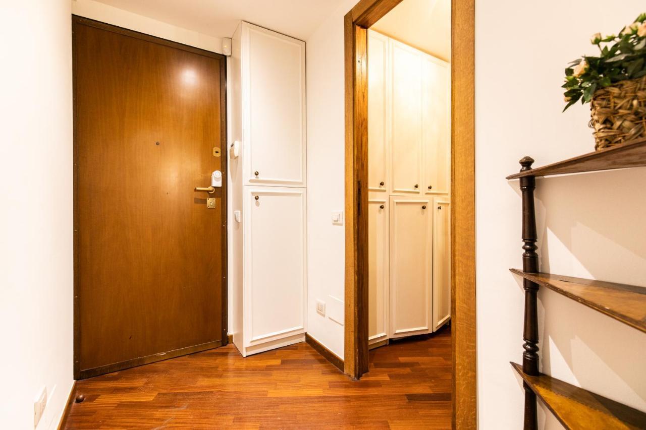 Klimt - Jacuzzi 5 Star - Luxury Design Apartment Milano Eksteriør billede
