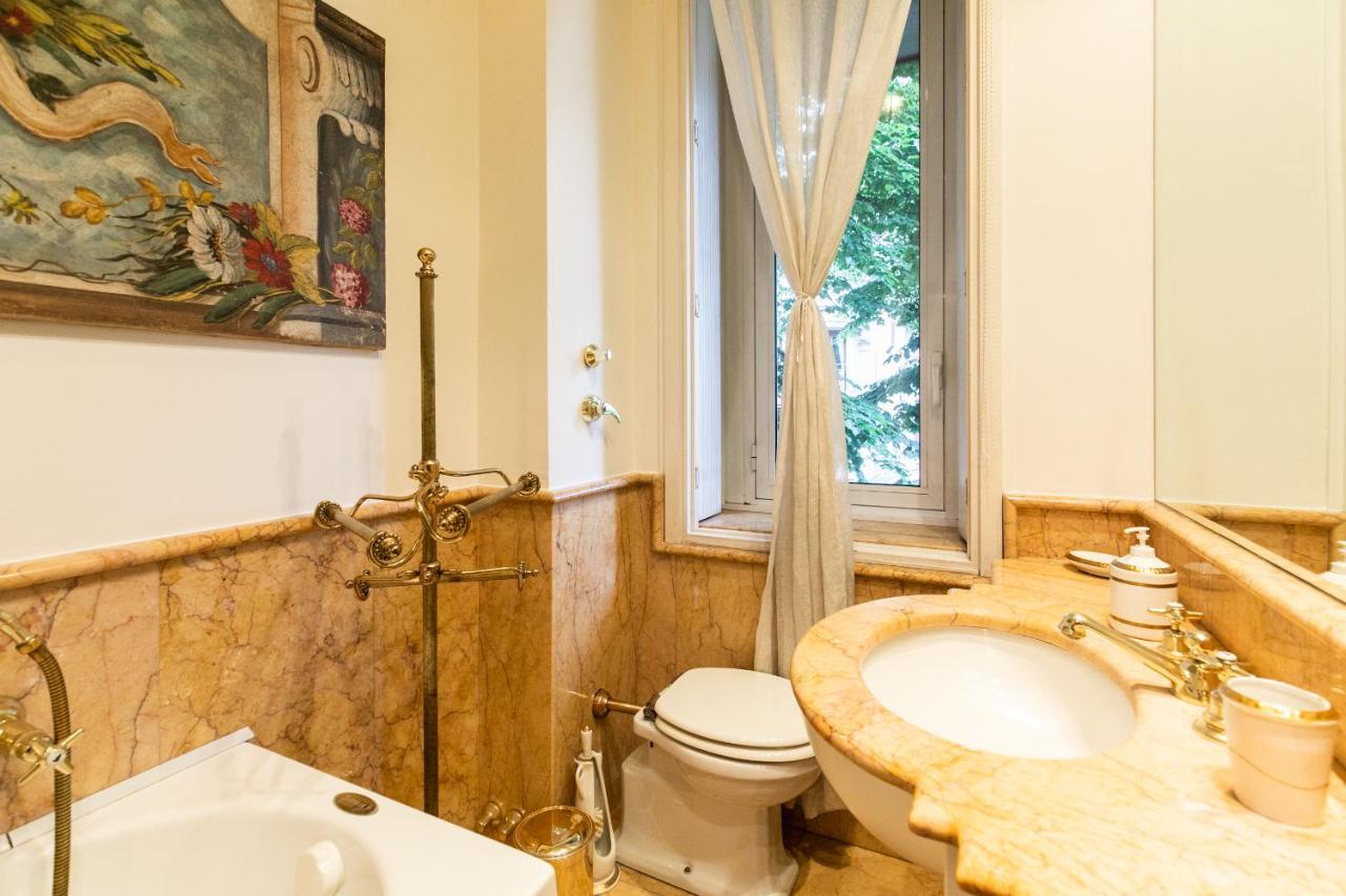 Klimt - Jacuzzi 5 Star - Luxury Design Apartment Milano Eksteriør billede