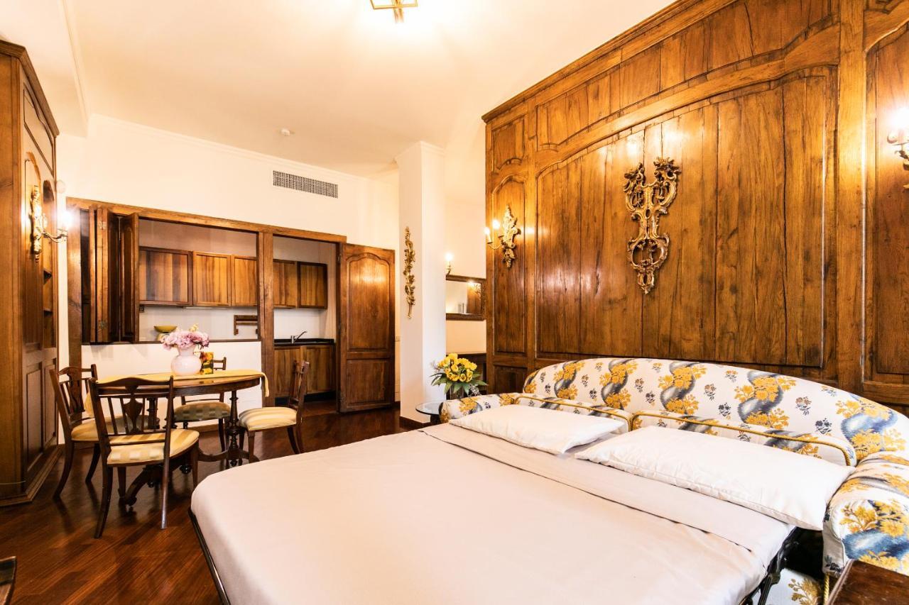 Klimt - Jacuzzi 5 Star - Luxury Design Apartment Milano Eksteriør billede